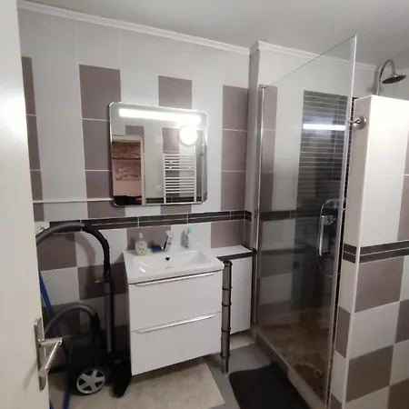 Residence Romains - 0G - Hebergements Classes Avec Garage